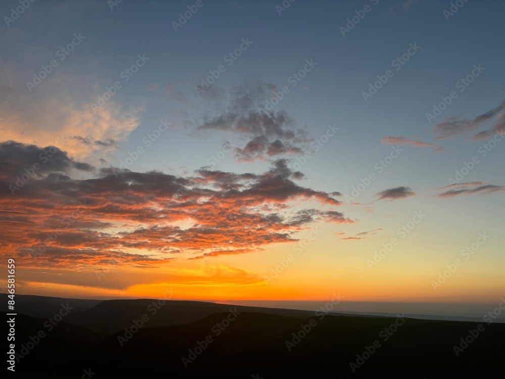 Breathtaking Sunset in the Mountains | Capturing Nature's Serene Beauty Breathtaking Sunset in the Mountains | Capturing Nature's Serene Beauty