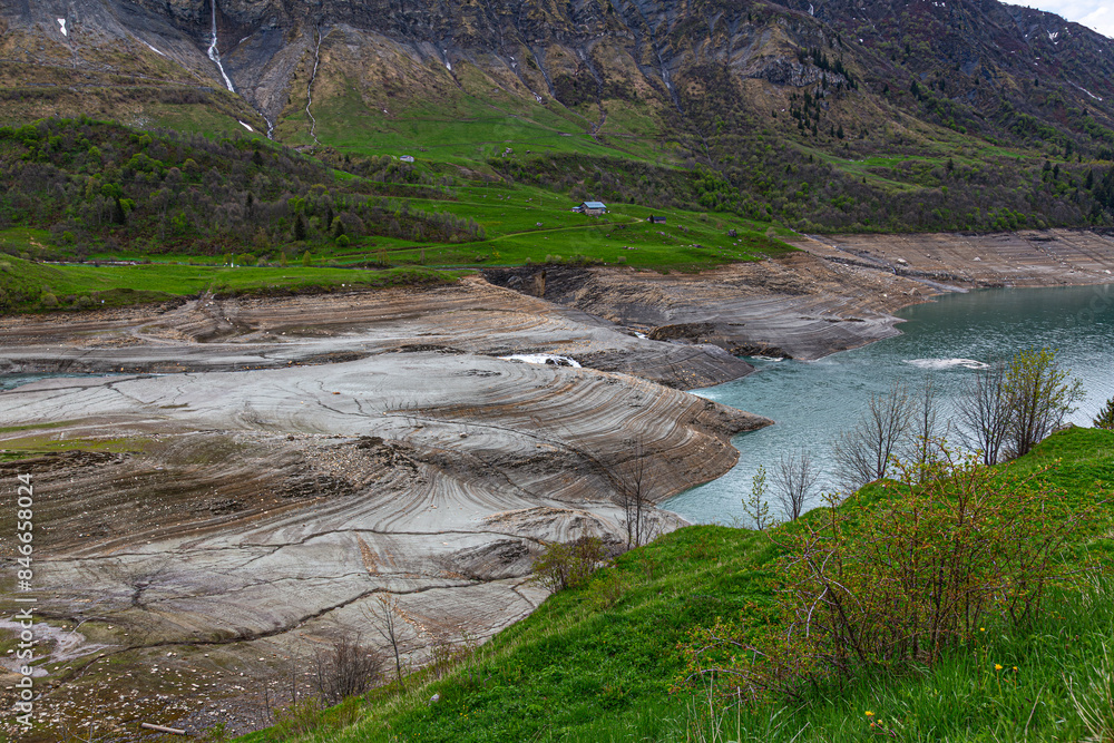 Lac de Roselend, Beaufortain, Savoie, France Lac de Roselend, Beaufortain, Savoie, France