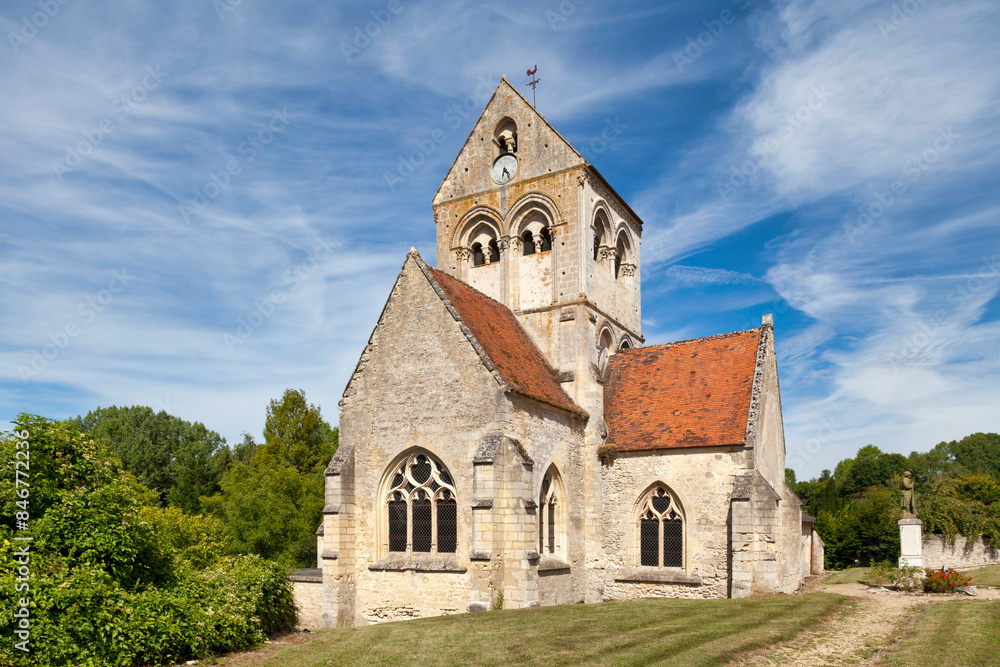 Fototapeta premium The Church of Saint-Martin in Montigny-l'Allier