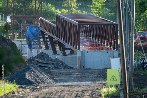 Large metal structure of the transition bridge at the beginning of construction.