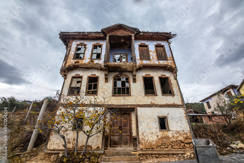 Adobe houses of cultural value in the villages of Bursa Iznik