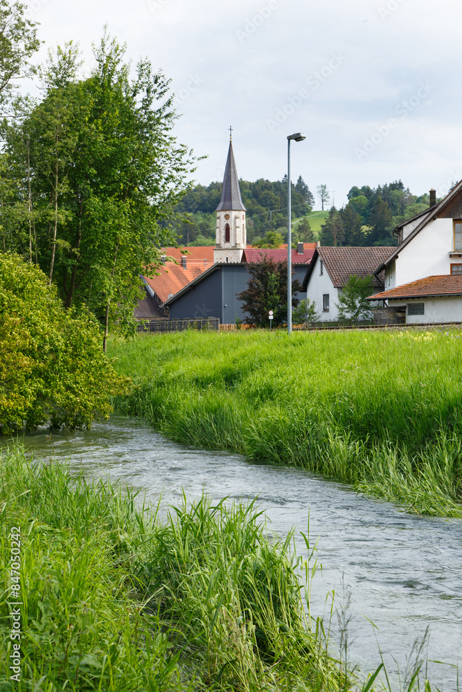 Fototapeta premium Gemeinde Neufra Hohenzollern an der Fehla im Landkreis Sigmaringen