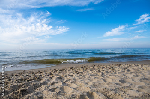Obraz na płótnie sandy beach on Baltic sea in Hel peninsula in Poland w salonie