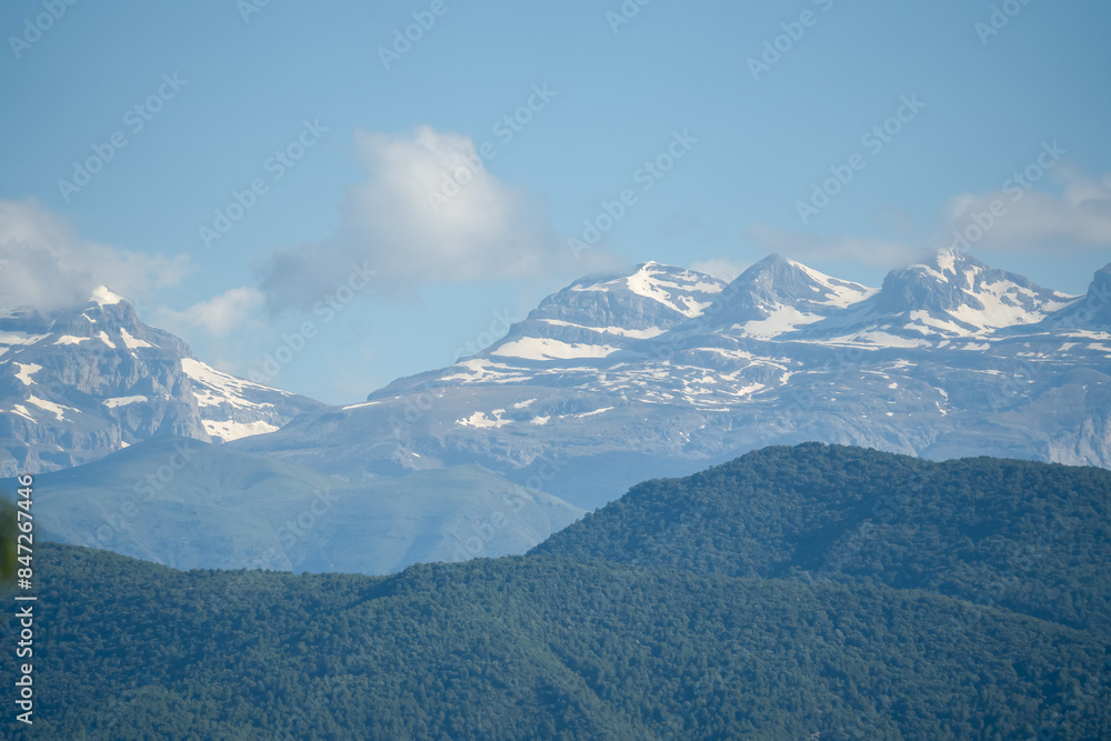 Fototapeta premium magnificent view over the Parque natural de la Sierra y los Cañones de Guara in the Spanish Pyrenees mountains