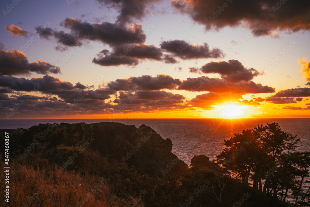 Obraz premium 伊豆あいあい岬からの日没夕景