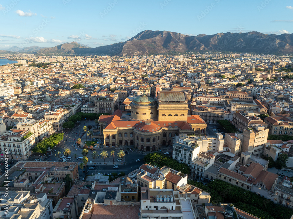 Fototapeta premium Teatro Massimo - Palermo, Sicily, Italy