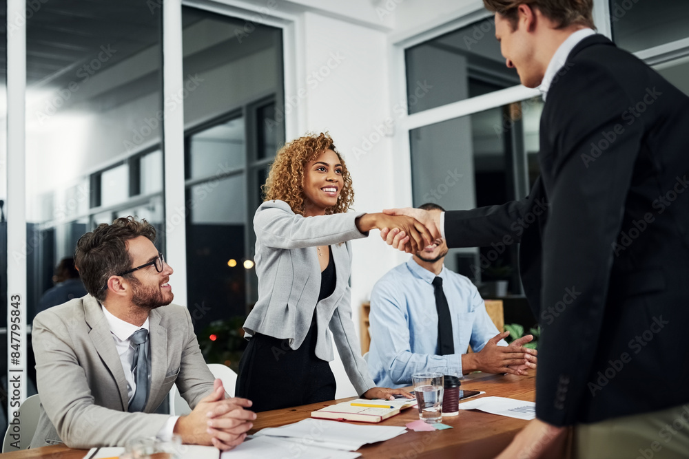 © DoneDeal/peopleimages.com - Business people, handshake and meeting success, hiring or onboarding at night with b2b collaboration and team work. Accounting group, woman and clients shaking hands for agreement and deal at night © DoneDeal/peopleimages.com - Business people, handshake and meeting success, hiring or onboarding at night with b2b collaboration and team work. Accounting group, woman and clients shaking hands for agreement and deal at night