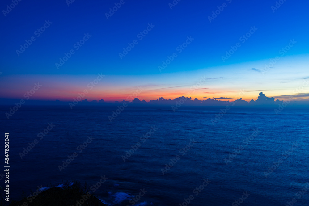 Fototapeta premium 小笠原諸島・父島 ウェザーステーション展望台から望む夕景