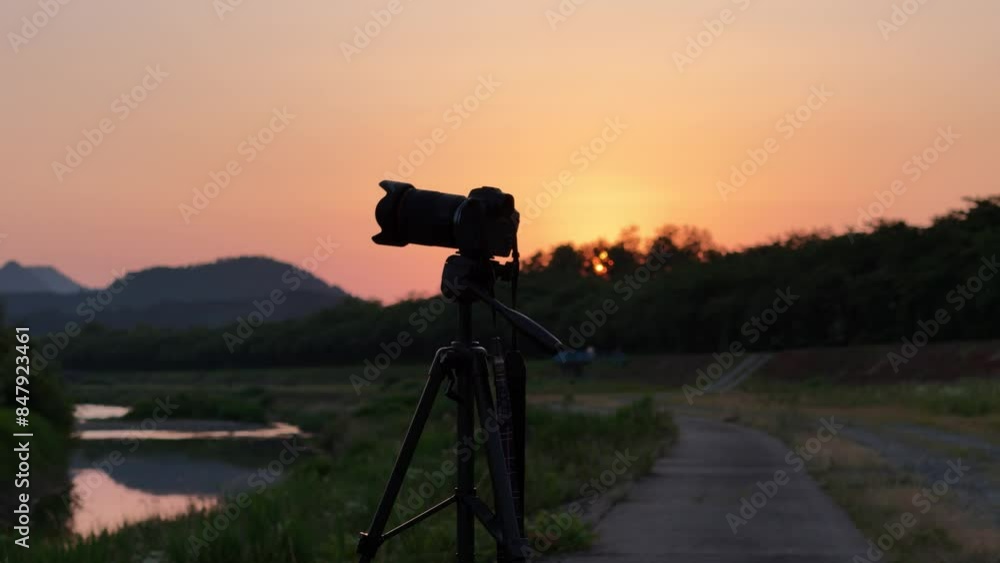一眼カメラ シルエット イメージ 夕焼け空 風景 一眼カメラ シルエット イメージ 夕焼け空 風景