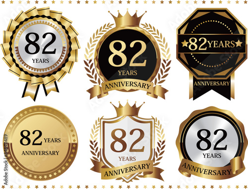 高級感のある82周年記念のエンブレムセット