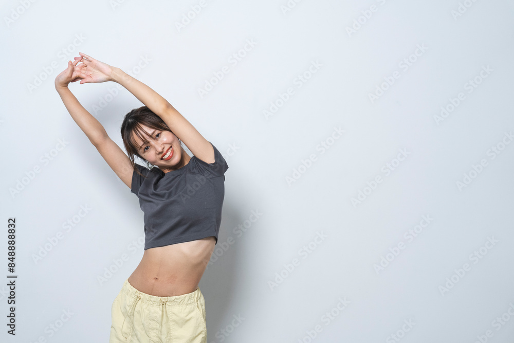 フィットネスをする女性 フィットネスをする女性