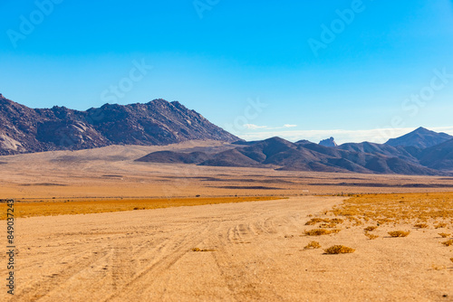 Arid landscape in the Richtersveld National Park © Sunshine Seeds