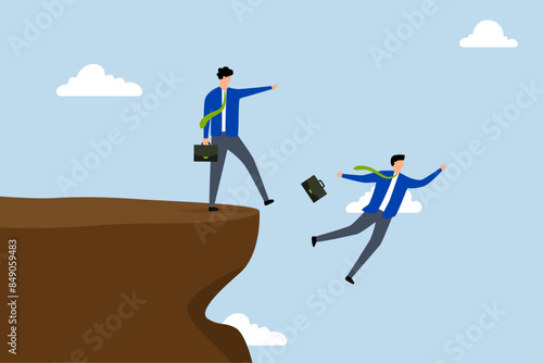 Business dishonesty, businessman kicked his business partner to fall off cliff.