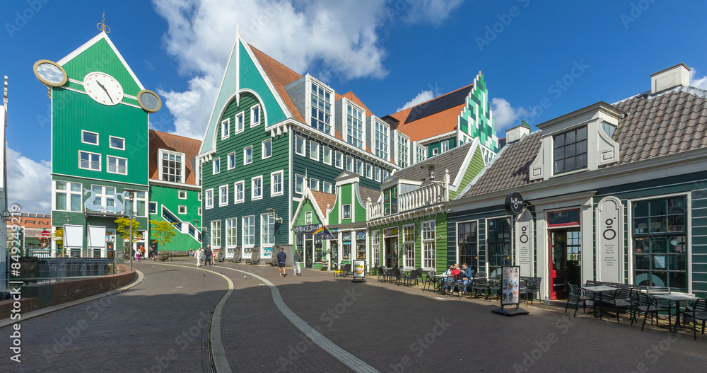 Zaandam centre in unique Dutch style Zaandam centre in unique Dutch style