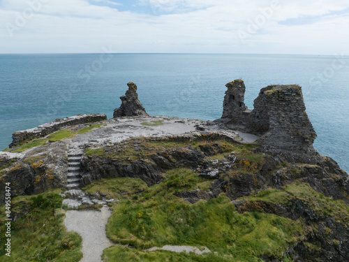 фотографія ruins of black castle, wicklow, ireland