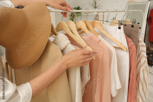 Woman's hands browsing clot...
