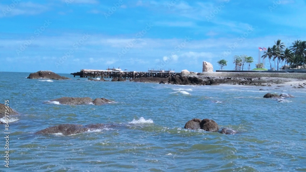 The sea picture is very beautiful. The sea picture is very beautiful.