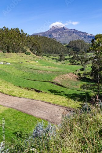 Ilinizas Volcano, Andean landscape