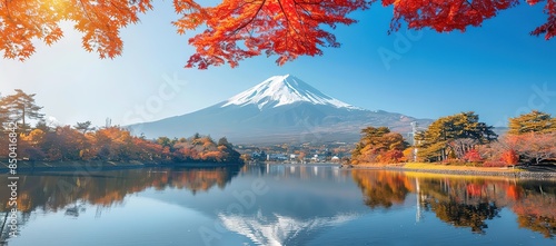 Fototapeta Naklejka Na Ścianę i Meble -  A large lake with icebergs and blue sky in the background