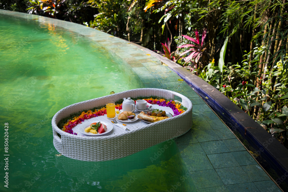 Beautiful view of the breakfast in a swimming pool