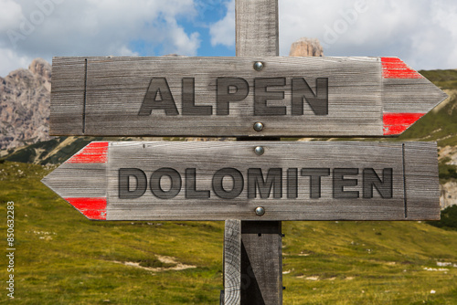 Alpen und Dolomiten photo