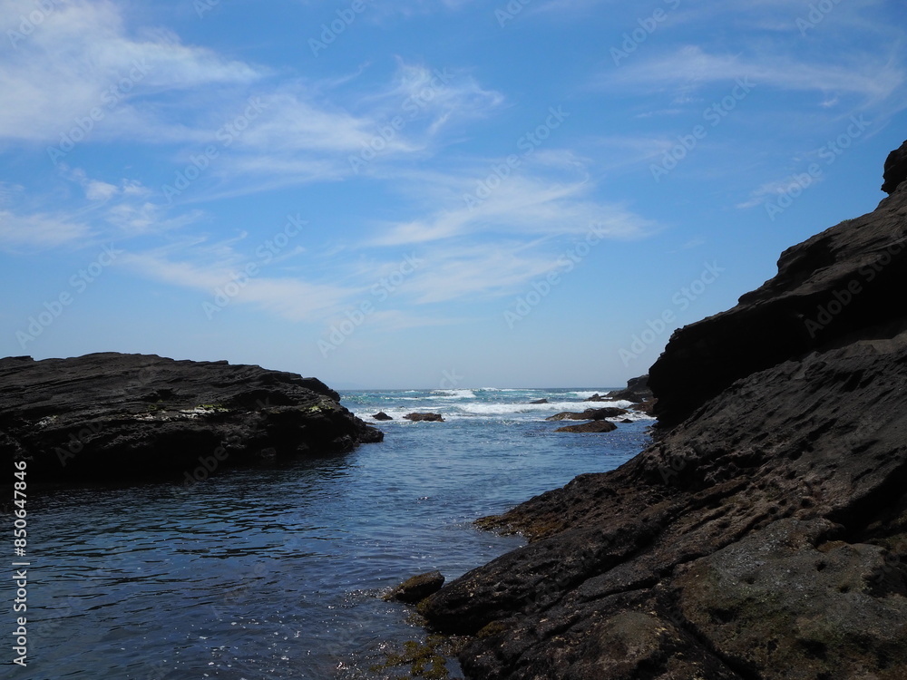 城ヶ島の岩場と海 城ヶ島の岩場と海