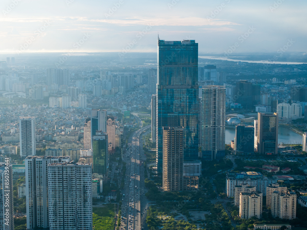 Obraz premium Aerial view of Hanoi city in beautiful day, modern city skyline.
