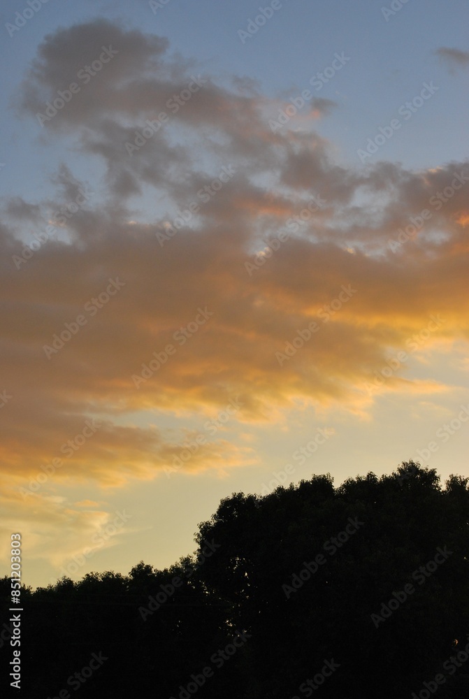 Al ser una zona casi plana,podemos disfrutar de hermosos y coloridos atardeceres.
Al ser una zona casi plana,podemos disfrutar de hermosos y coloridos atardeceres.