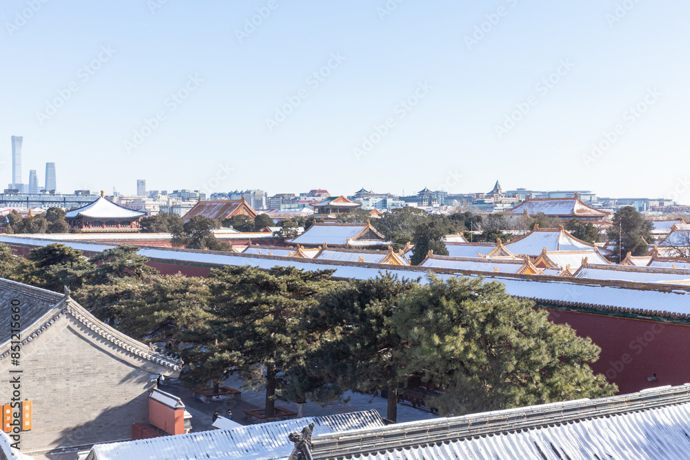 Obraz premium winter Forbidden city covered with snow, Beijing, China