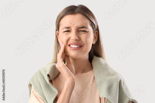 Young woman experiencing se...