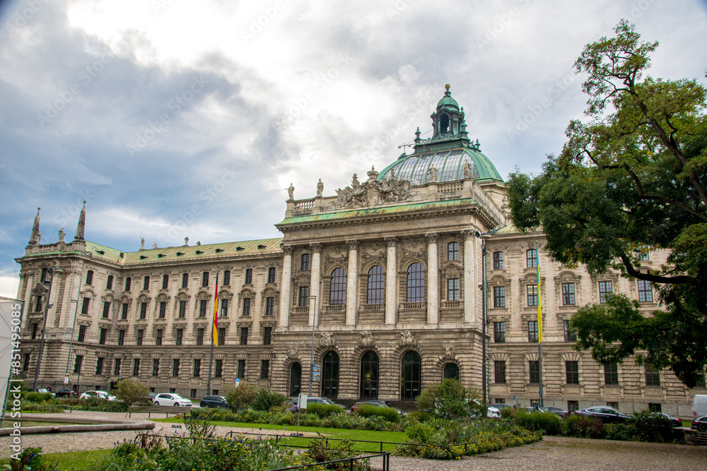 Fototapeta premium royal palace country