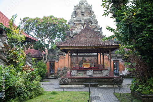 Obraz na płótnie Beautiful view of Taman Saraswati temple in Ubud on Bali Island, Indonesia w salonie