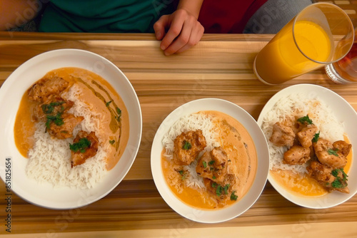 Weeknight butter chicken dr...