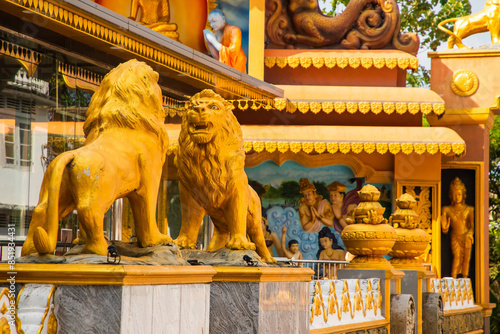 beautiful curly buildings at the entrance to Tempel photo