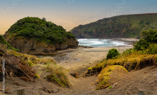 O'Neill Beach Scenery, Bethells Beach, Auckland New Zealand