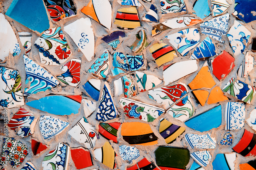 Fototapeta premium Broken glass debris background, design of street wall in Istanbul, Turkey