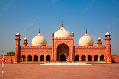 Great Badshahi mosque in Lahore, Punjab, Pakistan. 