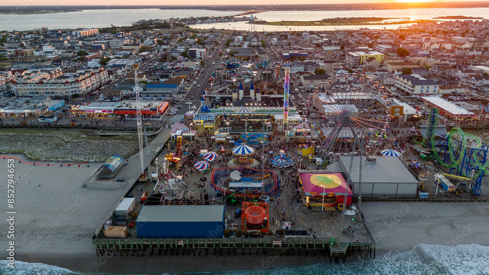 Obraz premium Aerial Drone of Seaside Heights Boardwalk