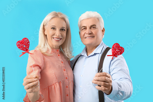 Happy mature couple with re...