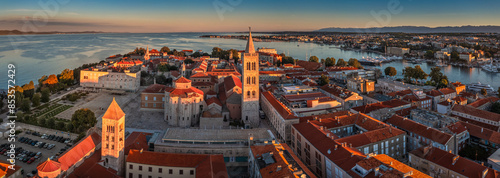 Obraz na płótnie Zadar, Croatia - Aerial panoramic view of the old town of Zadar by the Adriatic sea with Church of St. Donatus and the Cathedral of St. Anastasia and blue sky on a bright summer morning with blue sky w salonie