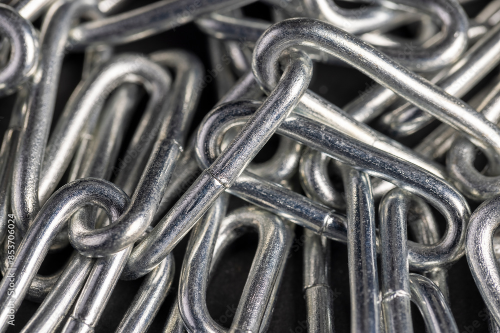 steel chain links connected together steel chain links connected together