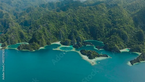 Wallpaper Mural Lagoons with splendid limestone rocks. Blue sea and turquoise lagoons in Coron, Palawan. Philippines. Torontodigital.ca