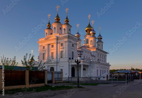 Obraz na płótnie Resurrection Cathedral in the Shuya town w salonie
