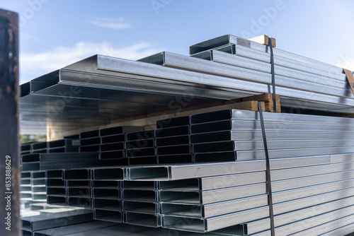 Foto Metal stud for Wall framing manufactured at metal factory