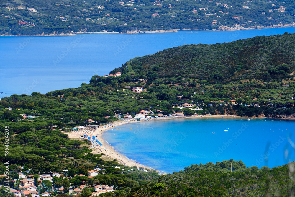 Foto scattata nella strada che collega Marina di Campo a Lacona.