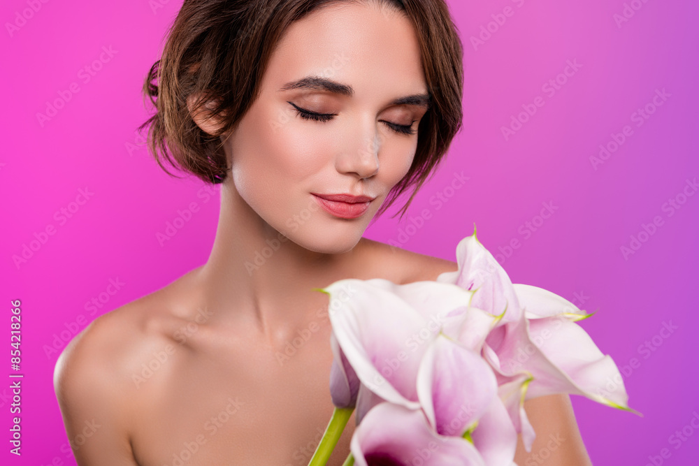 Photo of dreamy lady nude shoulders enjoy calla bunch aroma empty space isolated neon pink color background Photo of dreamy lady nude shoulders enjoy calla bunch aroma empty space isolated neon pink color background