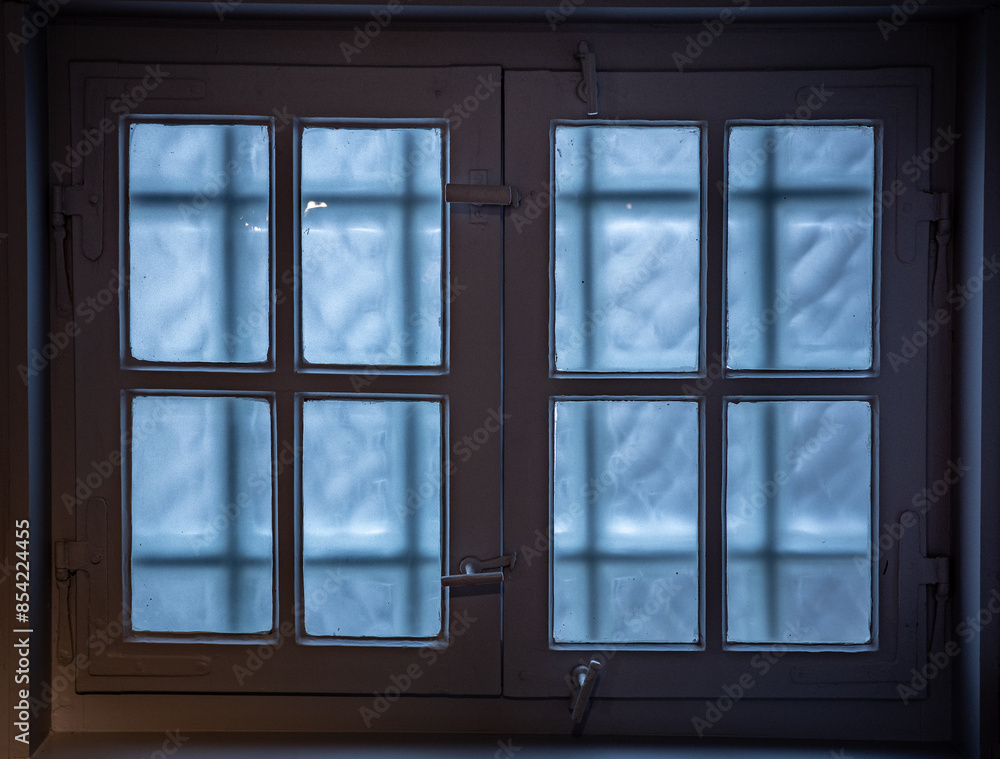 Fototapeta premium the old window in a room