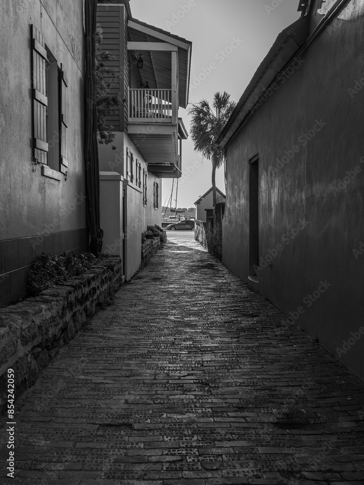 Obraz premium narrow street