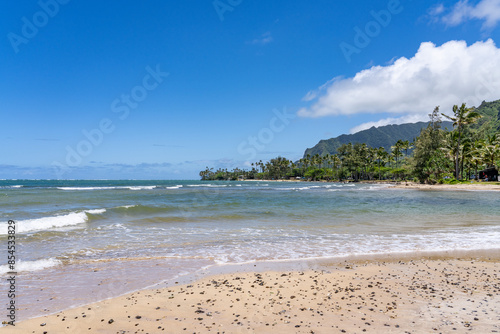 Fototapeta Naklejka Na Ścianę i Meble -  Punaluu Beach，Windward Coast of Oahu, Hawaii. 
