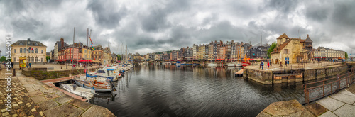 Canvas Print Honfleur Harbor Under Cloudy Skies